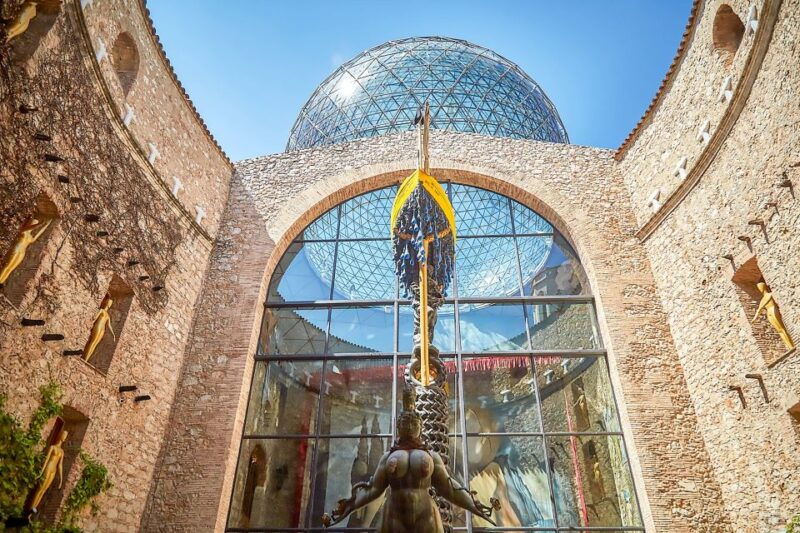 from-barcelona-girona-figueres-and-dali-museum-day-tour