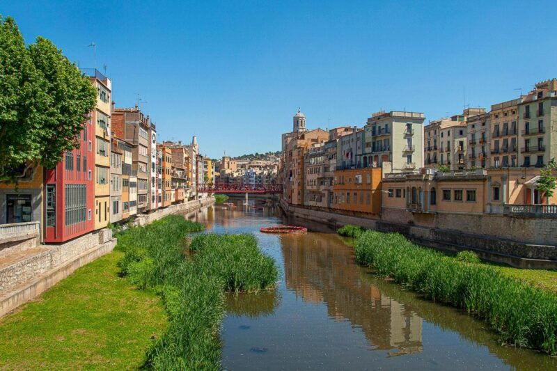 from-barcelona-girona-peratallada-full-day-private-tour