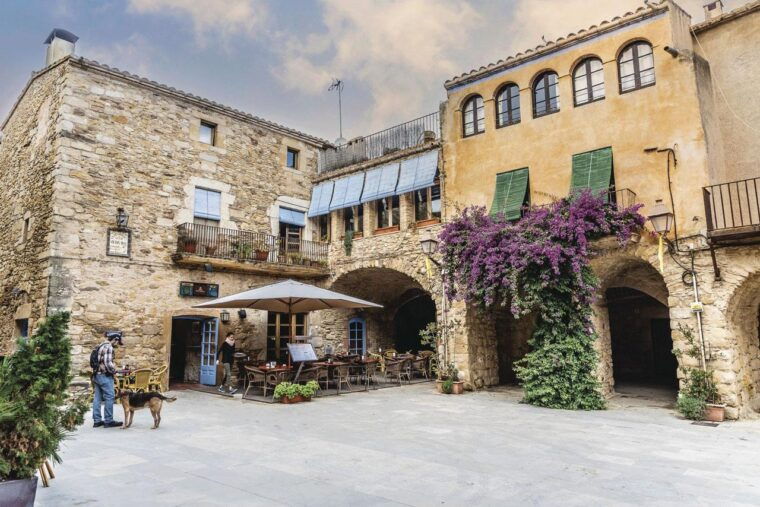 from-barcelona-girona-peratallada-full-day-private-tour