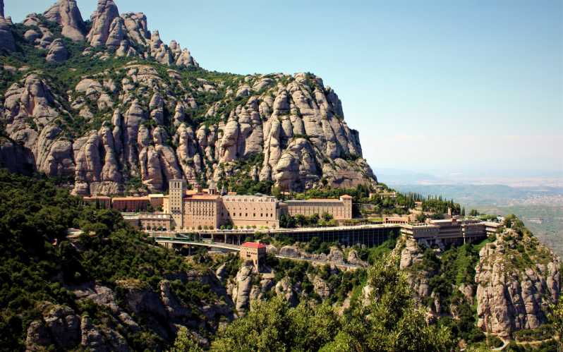 from-barcelona-half-day-trip-to-montserrat-mountain