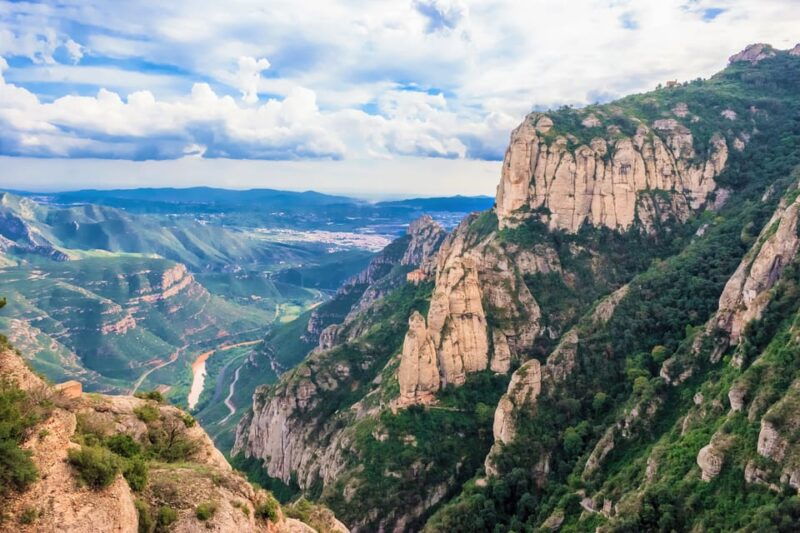 from-barcelona-half-day-trip-to-montserrat-mountain