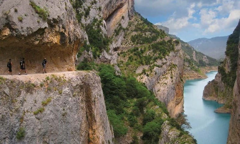 From Barcelona: Mont Rebei Canyon Day Trip with Guide - Final Thoughts
