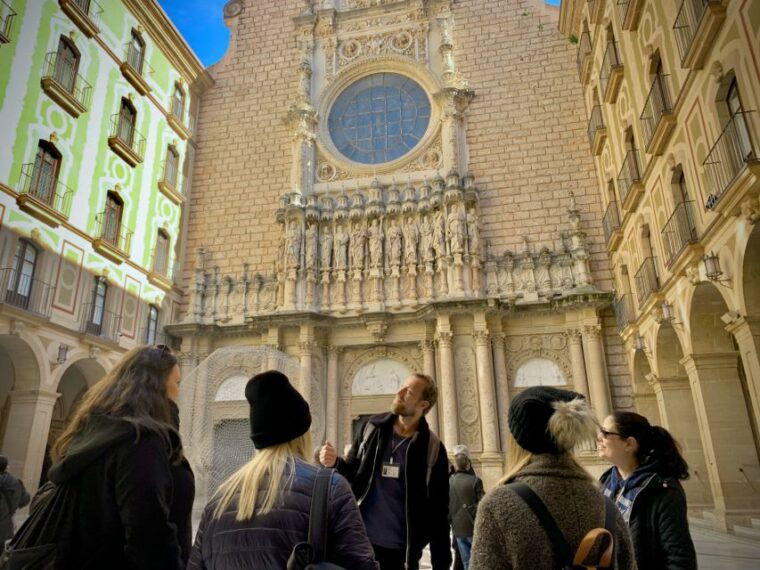 from-barcelona-montserrat-guided-tour-return-bus-transfer
