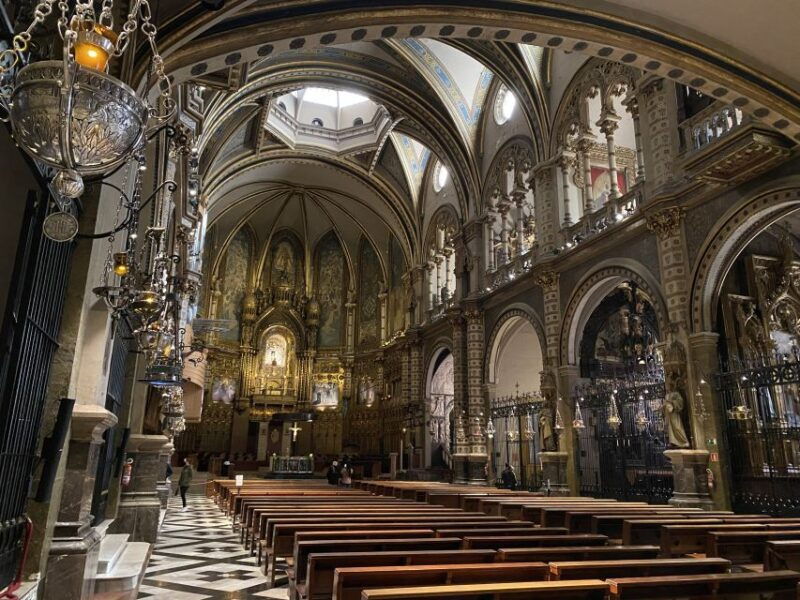 from-barcelona-montserrat-monastery-scenic-mountain-hike