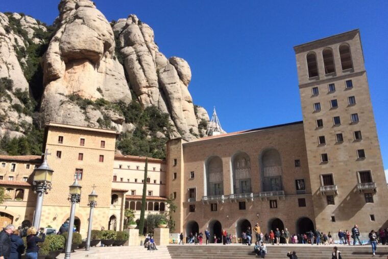 from-barcelona-montserrat-private-guided-tour-and-cable-car