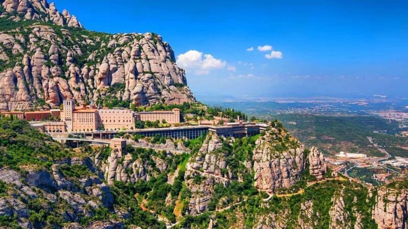 From Barcelona: Montserrat Tour with Cog-Wheel Train Ride - Why This Tour Works Well