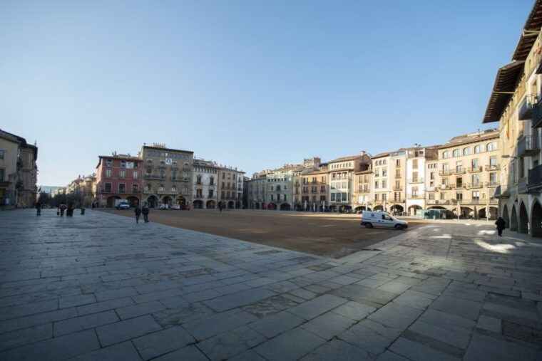 from-barcelona-osona-and-la-garrotxa-guided-day-trip