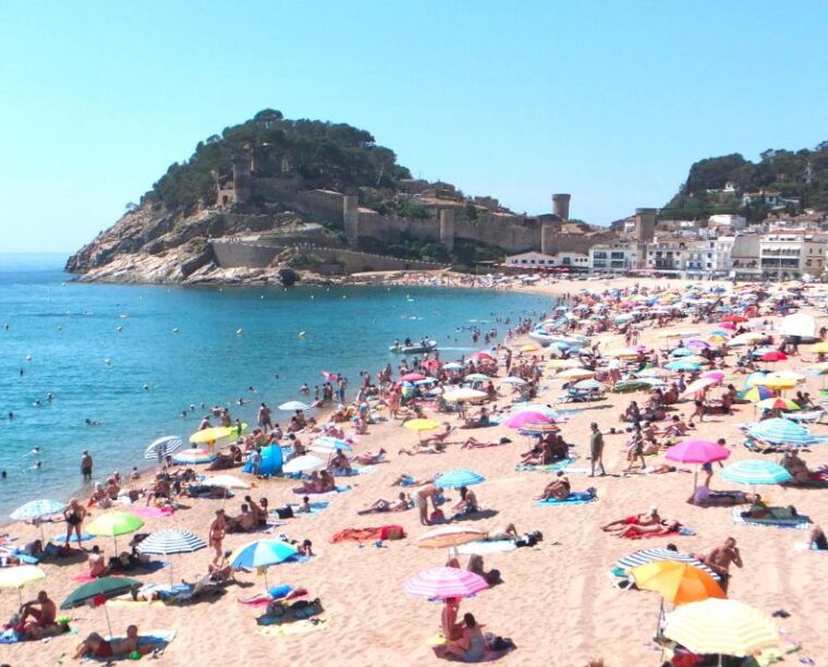 from-barcelona-tossa-de-mar-day-tour-with-beach-time