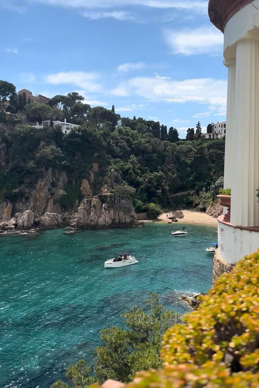 from-barcelona-wine-tasting-tapas-marimurtra-garden-blanes-2