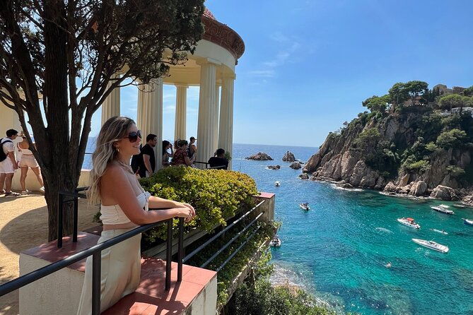 from-barcelona-wine-tasting-tapas-marimurtra-garden-blanes