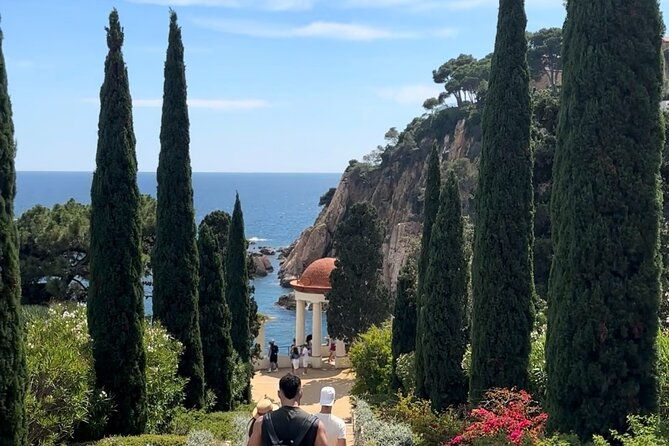 from-barcelona-wine-tasting-tapas-marimurtra-garden-blanes