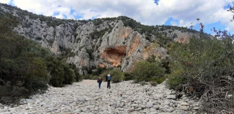 from-baunei-cala-luna-and-dorgali-full-day-guided-trek