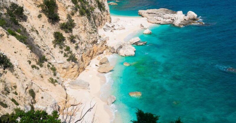 from-baunei-cala-mariolu-hiking-tour