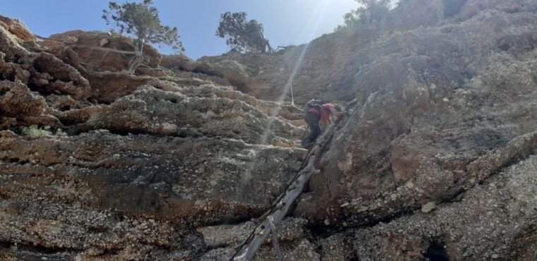 from-baunei-cala-mariolu-hiking-tour