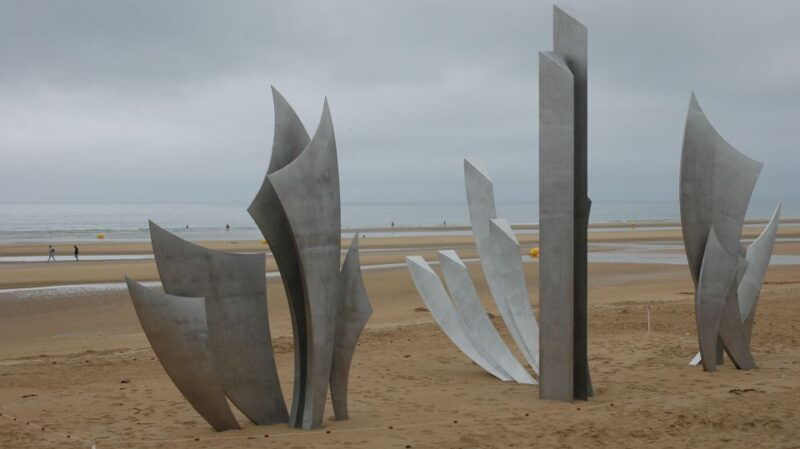 from-bayeux-d-day-american-beaches-and-us-airborne-day-tour