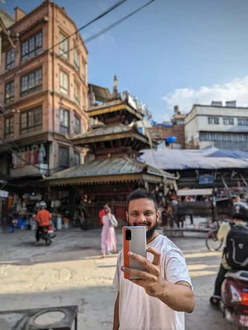 From Bazaar to Hippie Hub: Ason & Freak Street in Kathmandu - Indra Chowk and Potey Bazaar: The Heart of Multicultural Craftsmanship