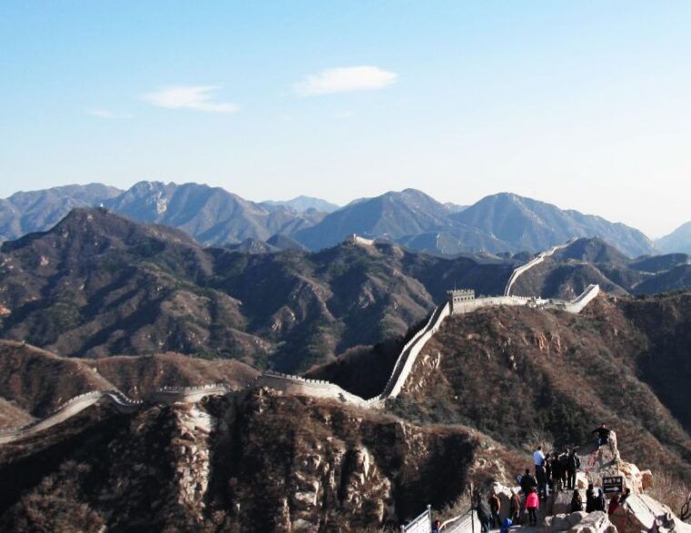 from-beijing-badaling-great-wall-bus-group-tour