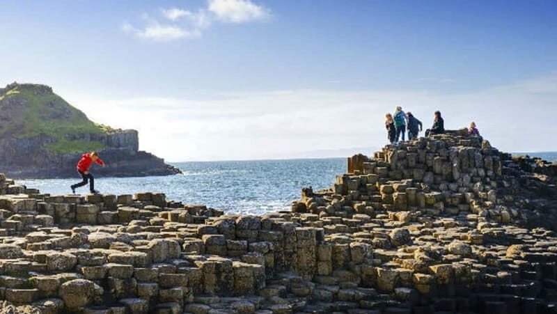 From Belfast: Giant's Causeway, Dunluce Castle & Dark Hedges - The Itinerary: A Deep Dive into What You’ll Experience