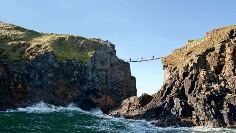 From Belfast: Giant's Causeway, Dunluce Castle & Dark Hedges - Authentic Insights from Travelers