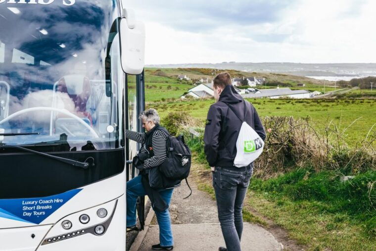 from-belfast-giants-causeway-full-day-guided-trip