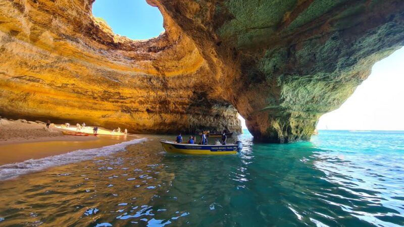from-benagil-coast-boat-tour-with-benagil-cave