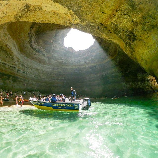 from-benagil-coast-boat-tour-with-benagil-cave