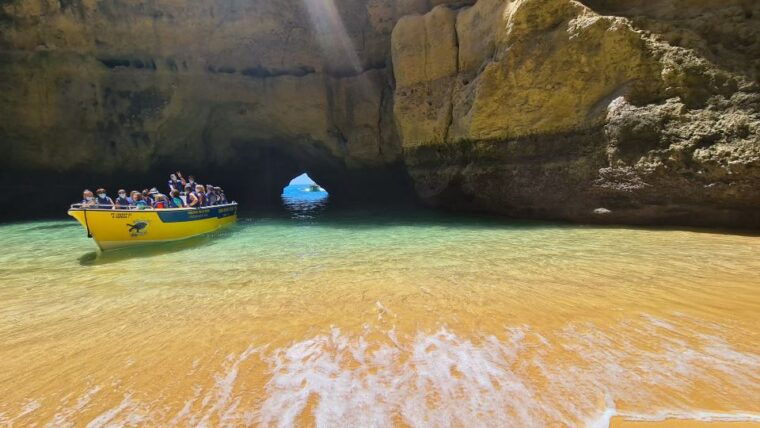 from-benagil-coast-boat-tour-with-benagil-cave