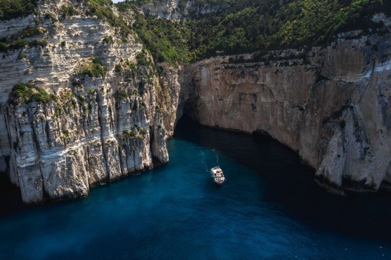 from-benitses-lefkimmi-paxos-antipaxos-caves-day-cruise