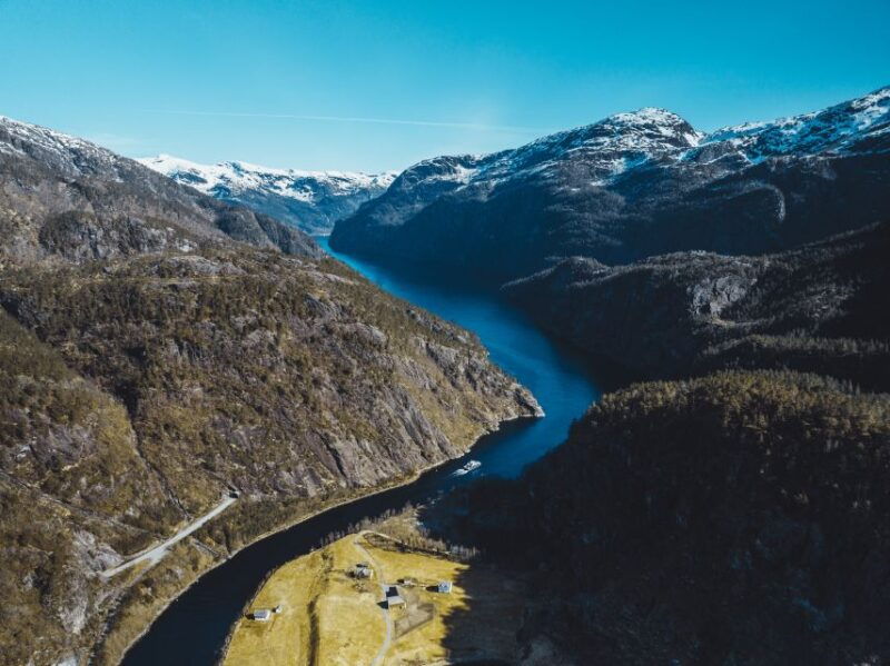 from-bergen-mostraumen-fjord-cruise-the-local-operator