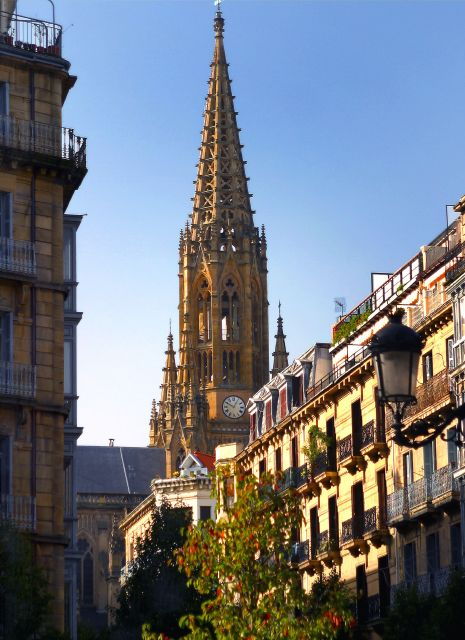 from-bilbao-biarritz-and-san-sebastian-full-day-tour