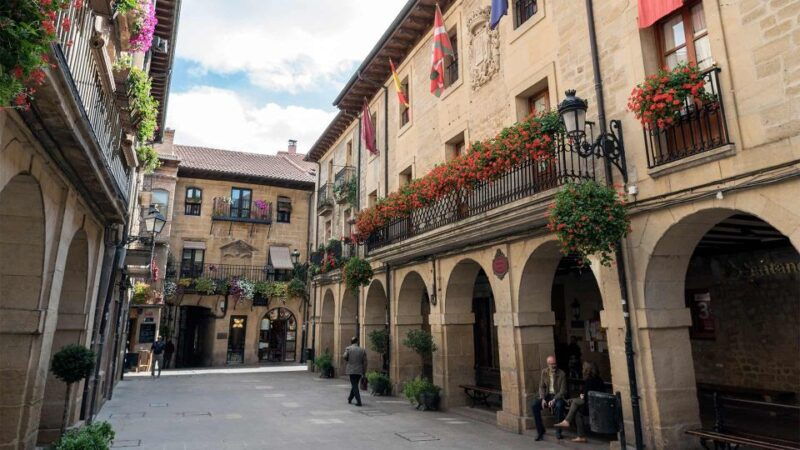 from-bilbao-rioja-wine-region-with-winery-vitoria-gasteiz