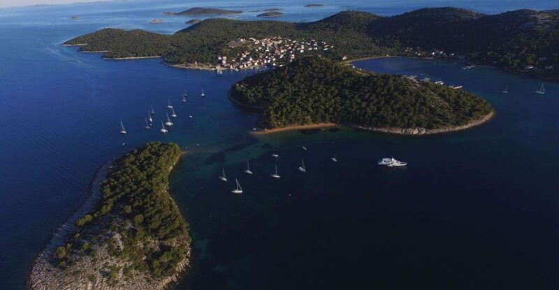 from-biograd-golden-island-of-vrgada-trip-with-lunch