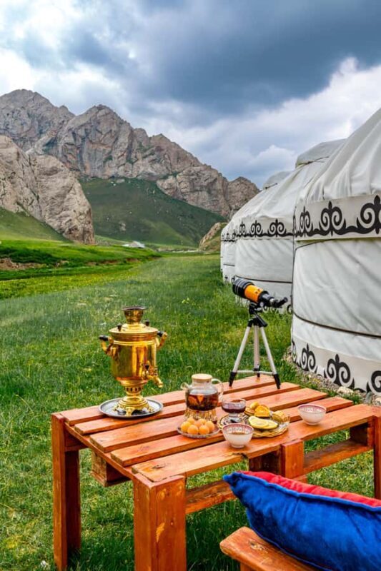 From Bishkek: 3-day group tour to lake Kel-Suu & Tash-Rabat - Day 3: Morning Hike & Return to Bishkek