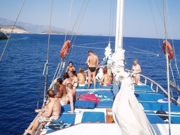 From Bodrum: Full-Day Boat Cruise - An In-Depth Look at the Full-Day Bodrum Boat Cruise