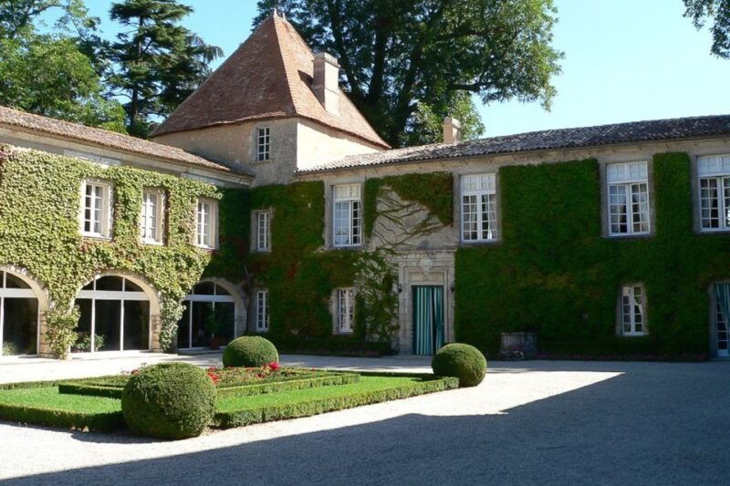 from-bordeaux-full-day-medoc-wine-tour