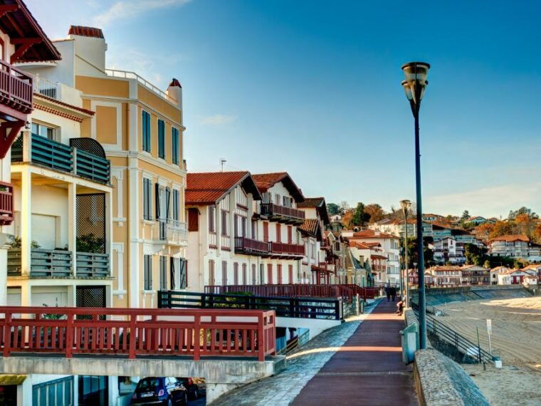 from-bordeaux-full-day-private-basque-country-tour