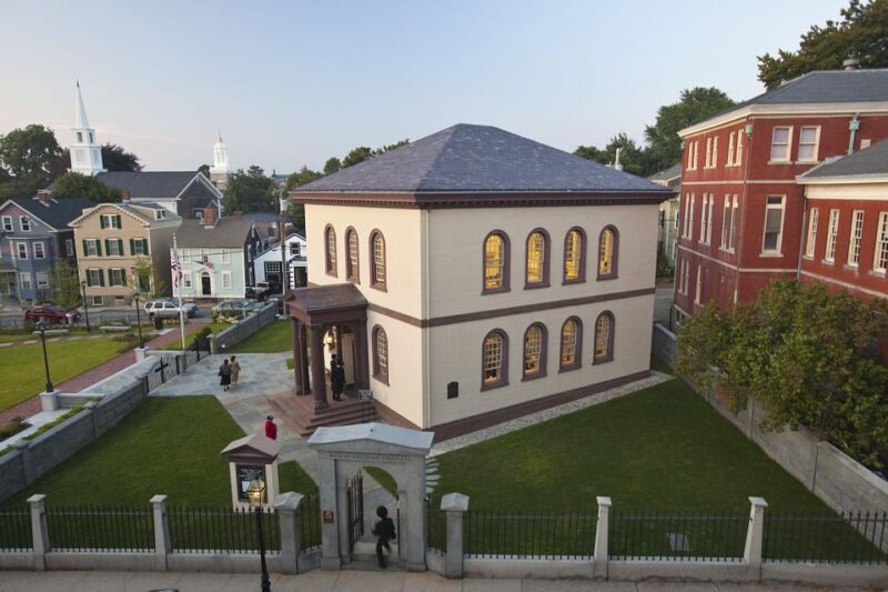 from-boston-newport-mansions-full-day-trip