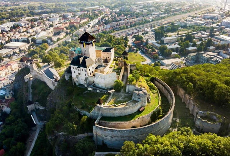 From Bratislava: Slovakias Castles & Cities Guided Day tour - Key Points