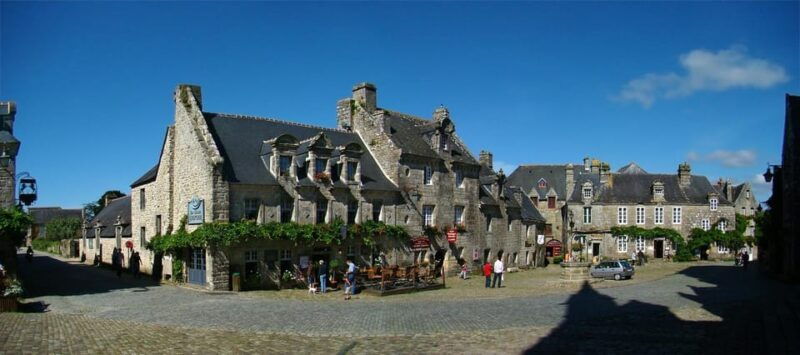 from-brest-locronan-christmas-market-and-douarmenez-tour