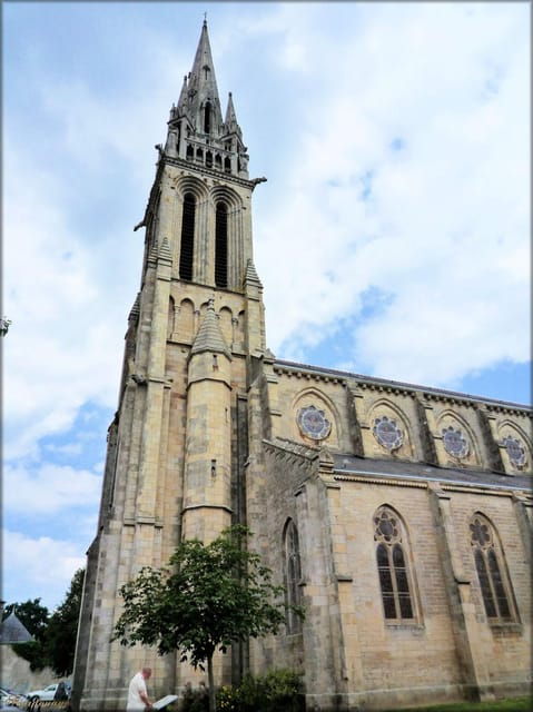 from-brest-locronan-christmas-market-and-douarmenez-tour