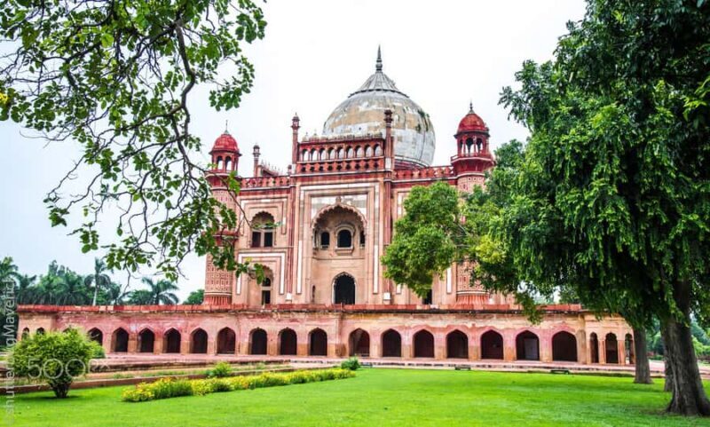 From Bright Skies to Night Lights: Safdarjung Tomb Walk - The Experience in Detail