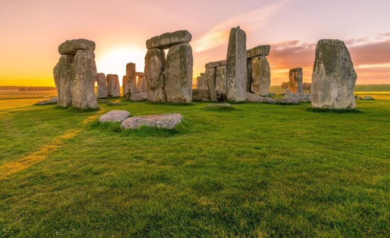 from-brighton-stonehenge-and-bath-full-day-trip