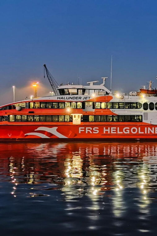 from-brunsbuttel-catamaran-trip-to-cuxhaven