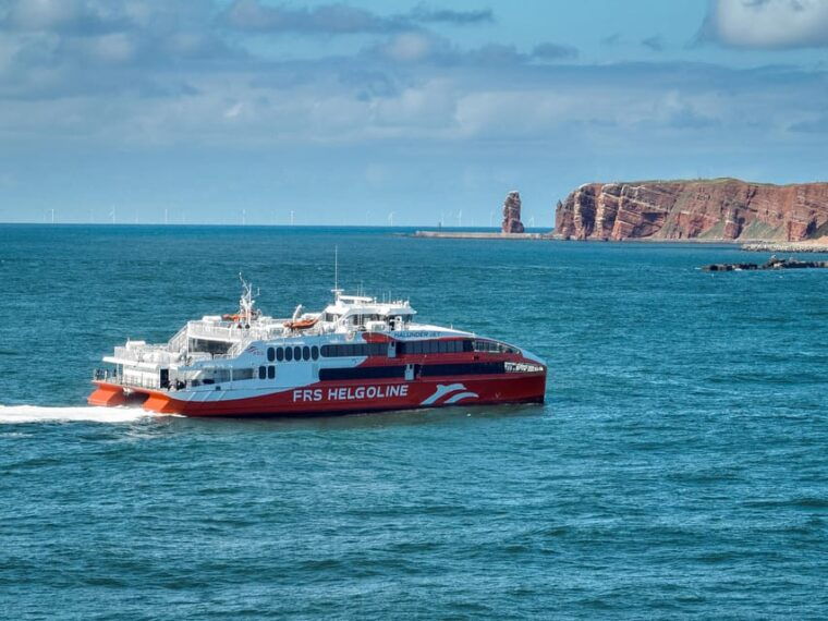 from-brunsbuttel-catamaran-trip-to-cuxhaven