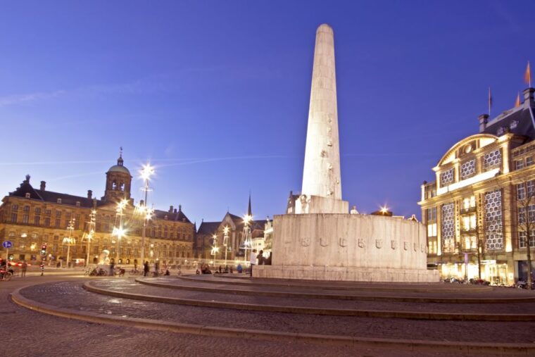 from-brussels-day-trip-to-amsterdam-with-canal-boat-cruise