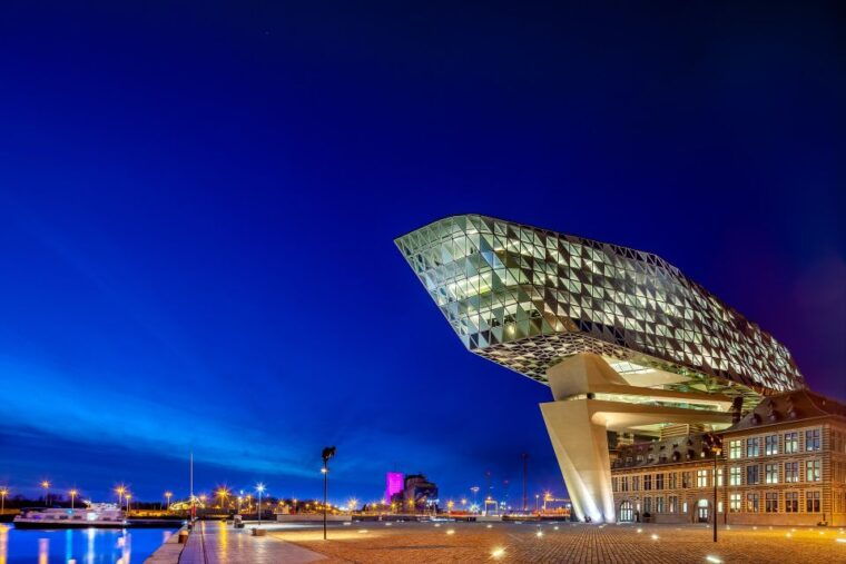 from-brussels-guided-antwerp-city-tour