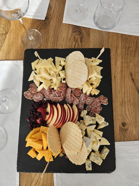 from-bucharest-boutique-wine-tasting-private-day-trip