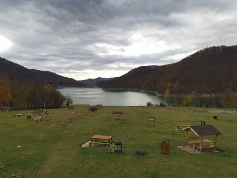 from-bucharest-carpathian-villages-and-sinaia-day-trip
