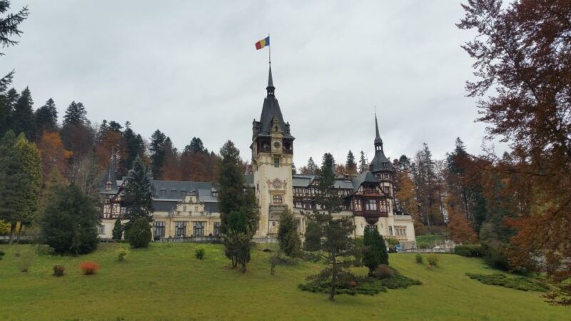 from-bucharest-dracula-castle-day-trip