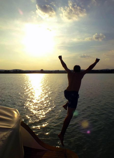 from-budapest-lake-balaton-private-sailing-tihany-peninsula
